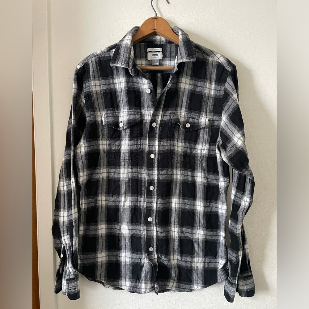 Old Navy Black and White Plaid Shirt